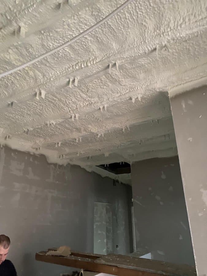 Lucrare WE SPRAY 17 – spumă poliuretanică și poliuree