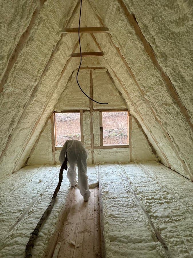 Lucrare WE SPRAY 46 – spumă poliuretanică și poliuree